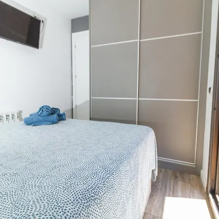 Duplex In Near Sandy Apartment *